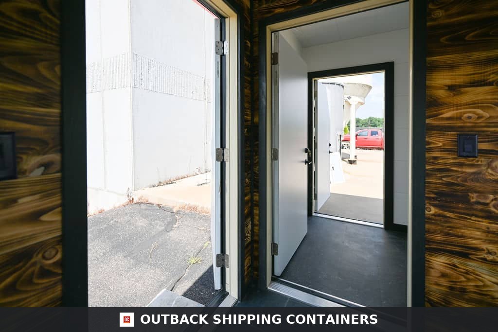 20ft Portable Shipping Container Bar | Commercial Pop-Up Bar Container — 20ft — new (image 5 of 11)