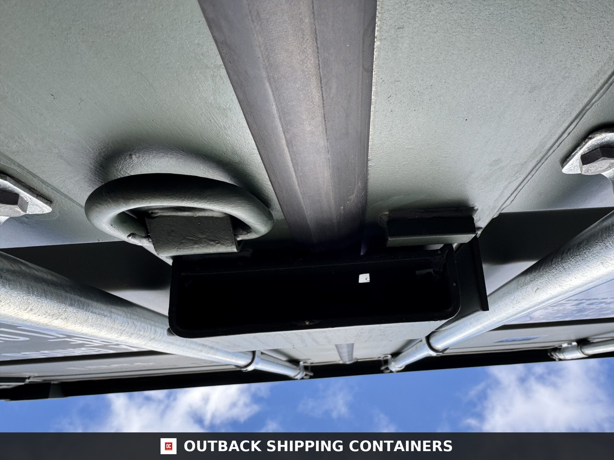 40ft New High Cube Shipping Container – Wind & Watertight – Green — 40ft — new (image 6 of 12)