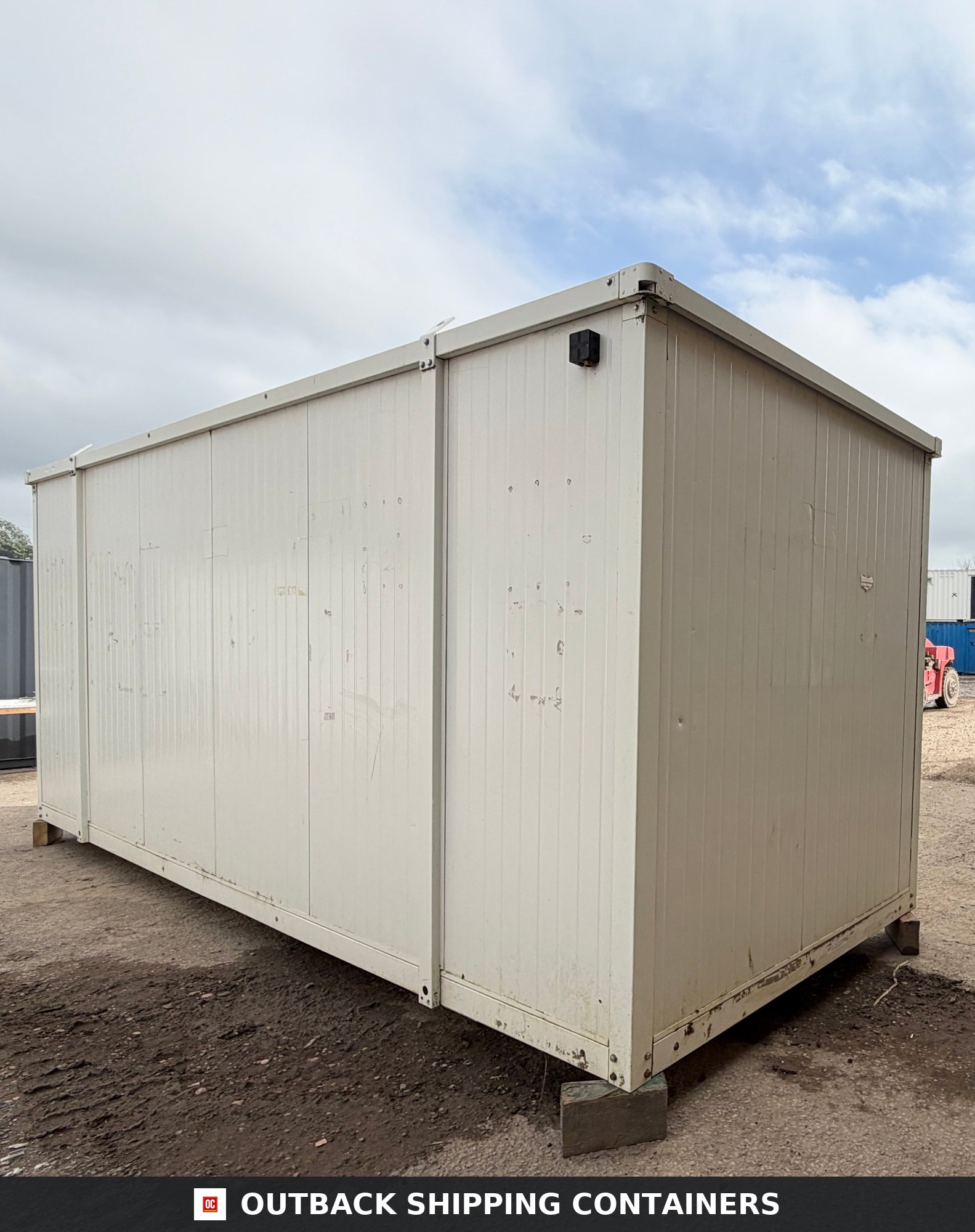 20x7.5ft for Sale — Corner Casting and Frame Detail | Outback Shipping Containers 20x7.5ft — Office / Canteen — Building Site Accommodation — Portable Anti-Vandal Cabin - image 10