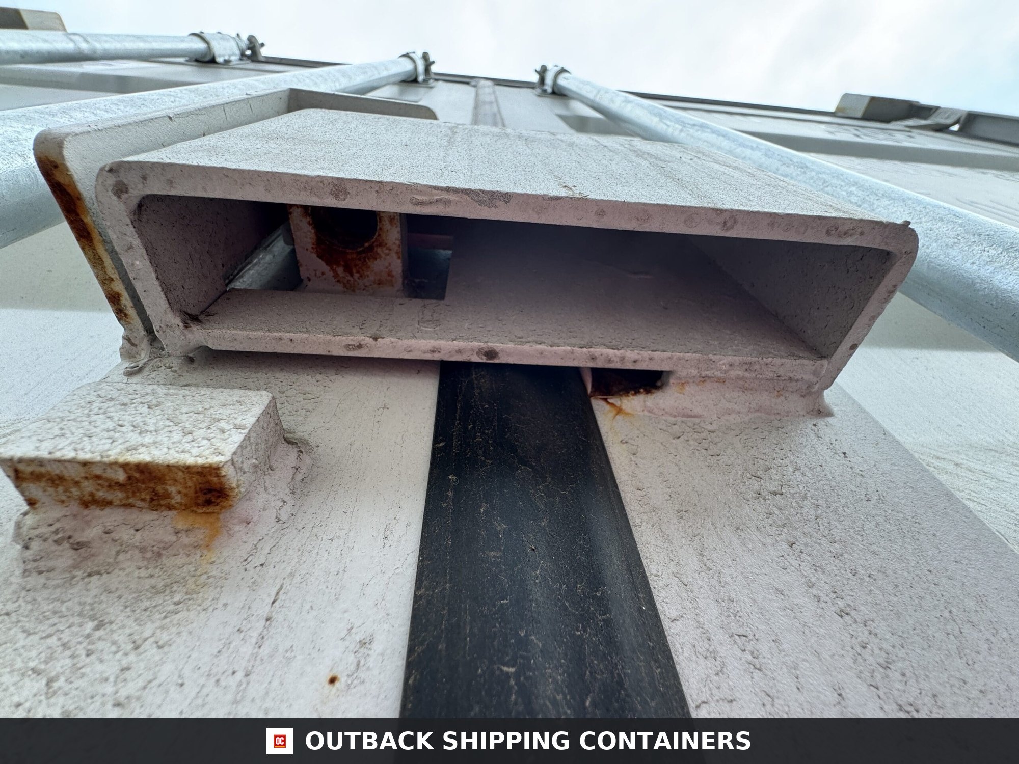 20ft New Shipping Container – Wind & Watertight – Gray — 20ft — new (image 5 of 12)