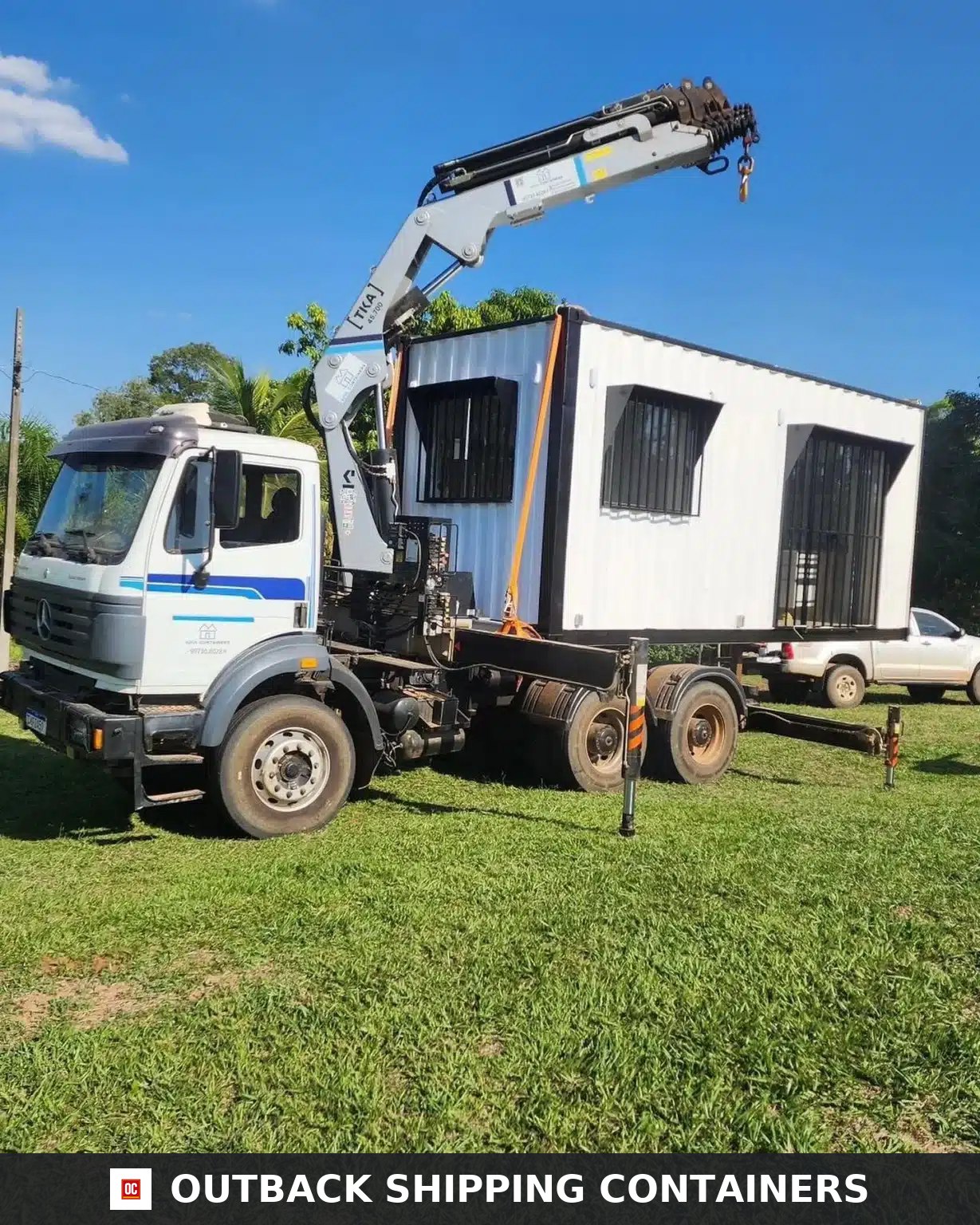 Custom 20ft Shipping Container Home With Water Tank for Sale — Side Profile View Custom 20ft Shipping Container Home With Water Tank — 20ft — new (image 2 of 5)