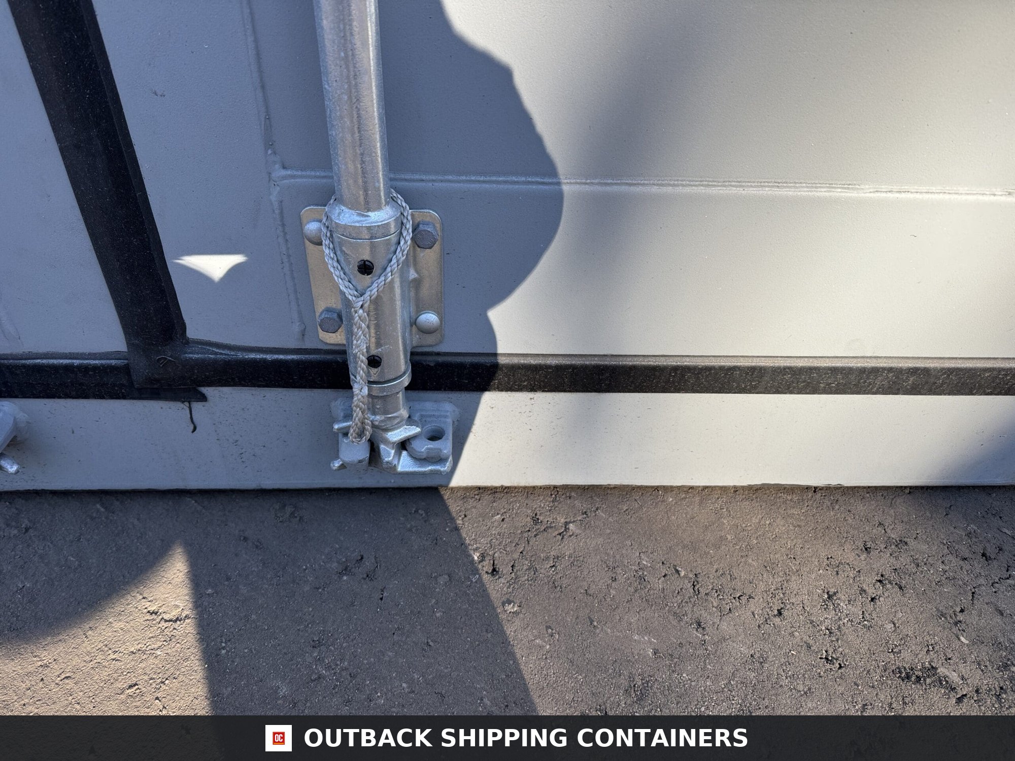 40ft New High Cube Shipping Container – Wind & Watertight – Gray — 40ft — new (image 7 of 12)