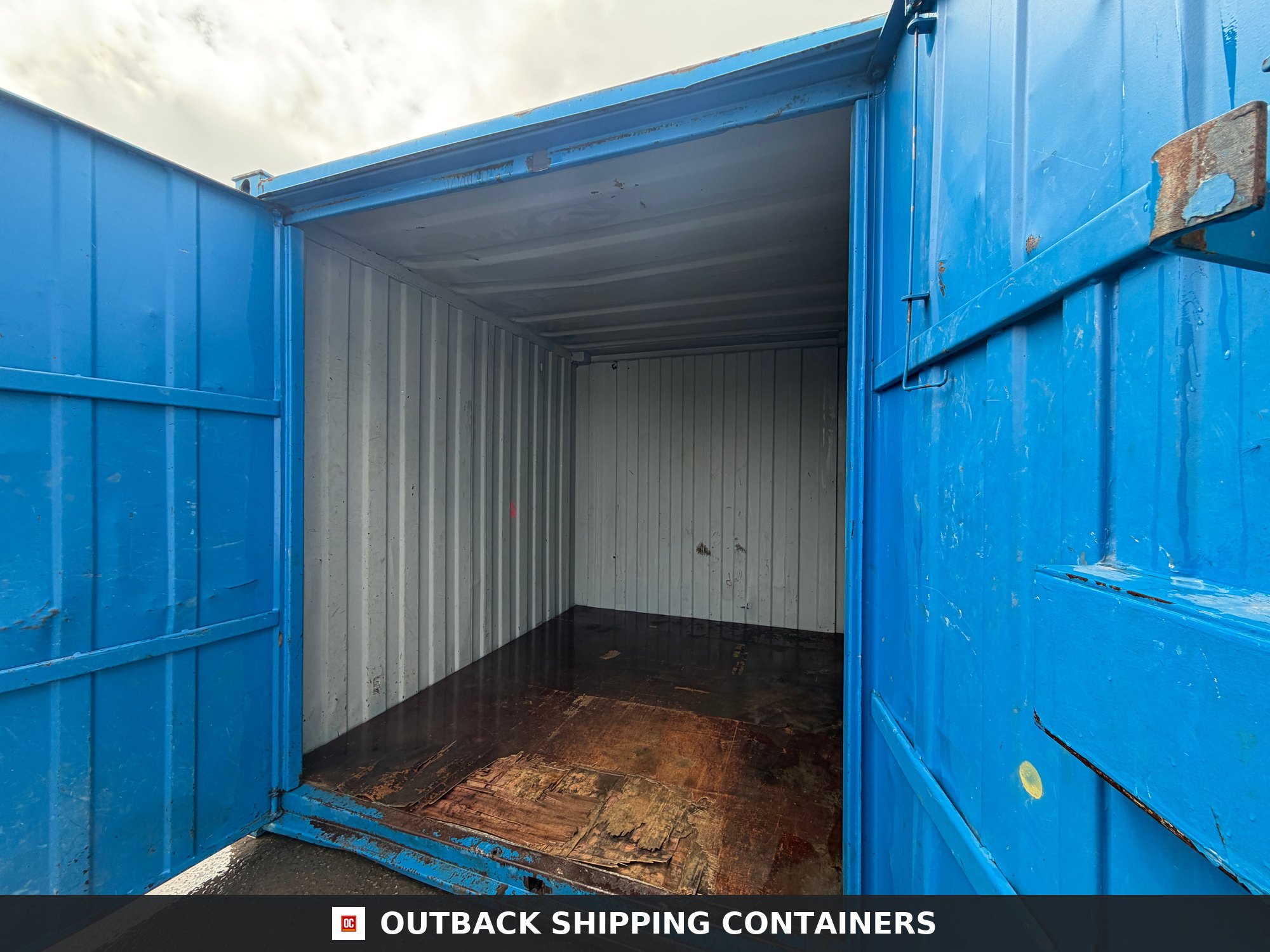 10x8 ft Anti-Vandal Store 10ft x 8ft for Sale — Interior View | Outback Shipping Containers 10x8 ft Anti-Vandal Store — Storage Container (Unrefurbished) — gallery view 5
