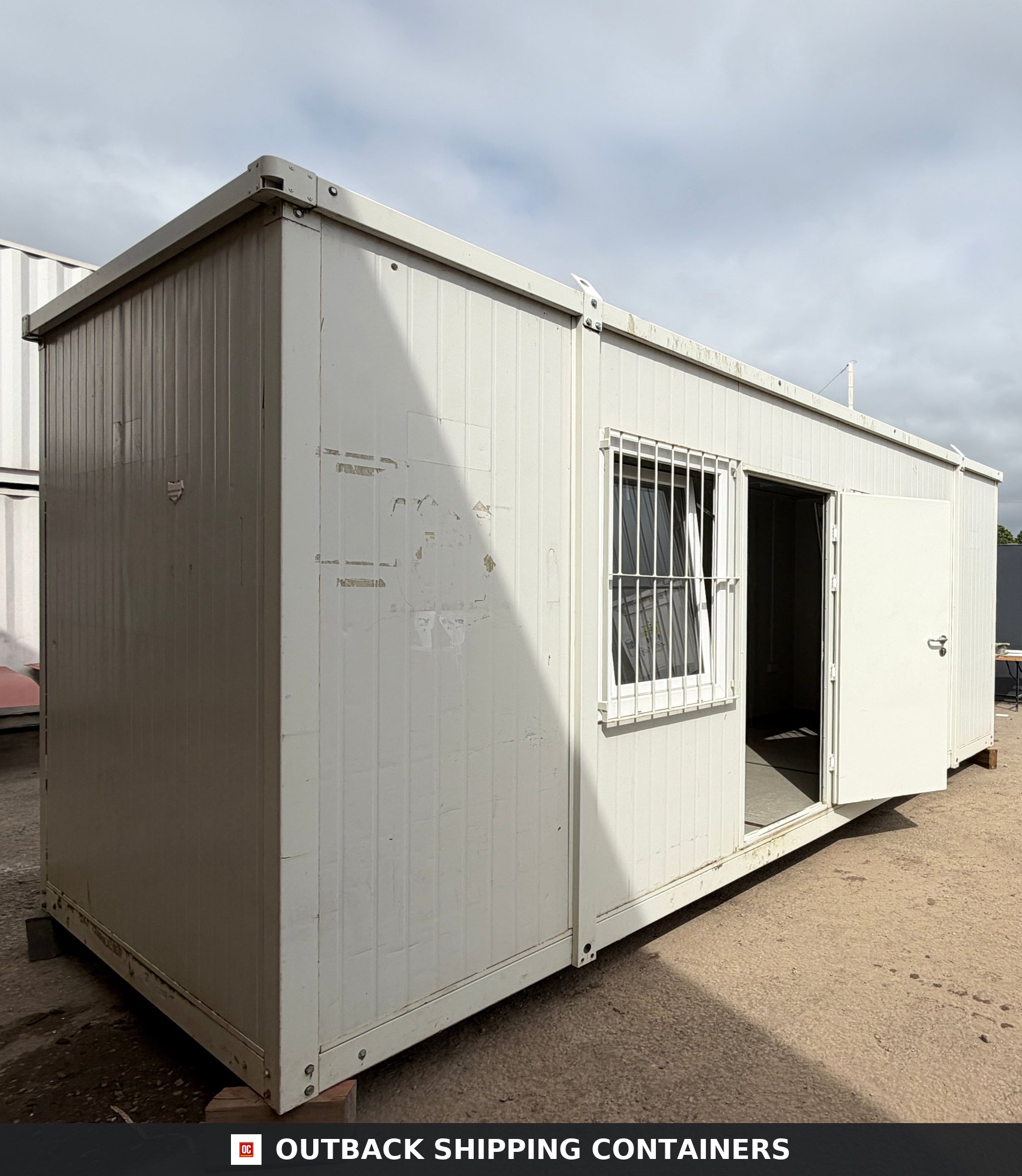 20x7.5ft for Sale — Roof and Structural Detail | Outback Shipping Containers 20x7.5ft — Office / Canteen — Building Site Accommodation — Portable Anti-Vandal Cabin - image 9