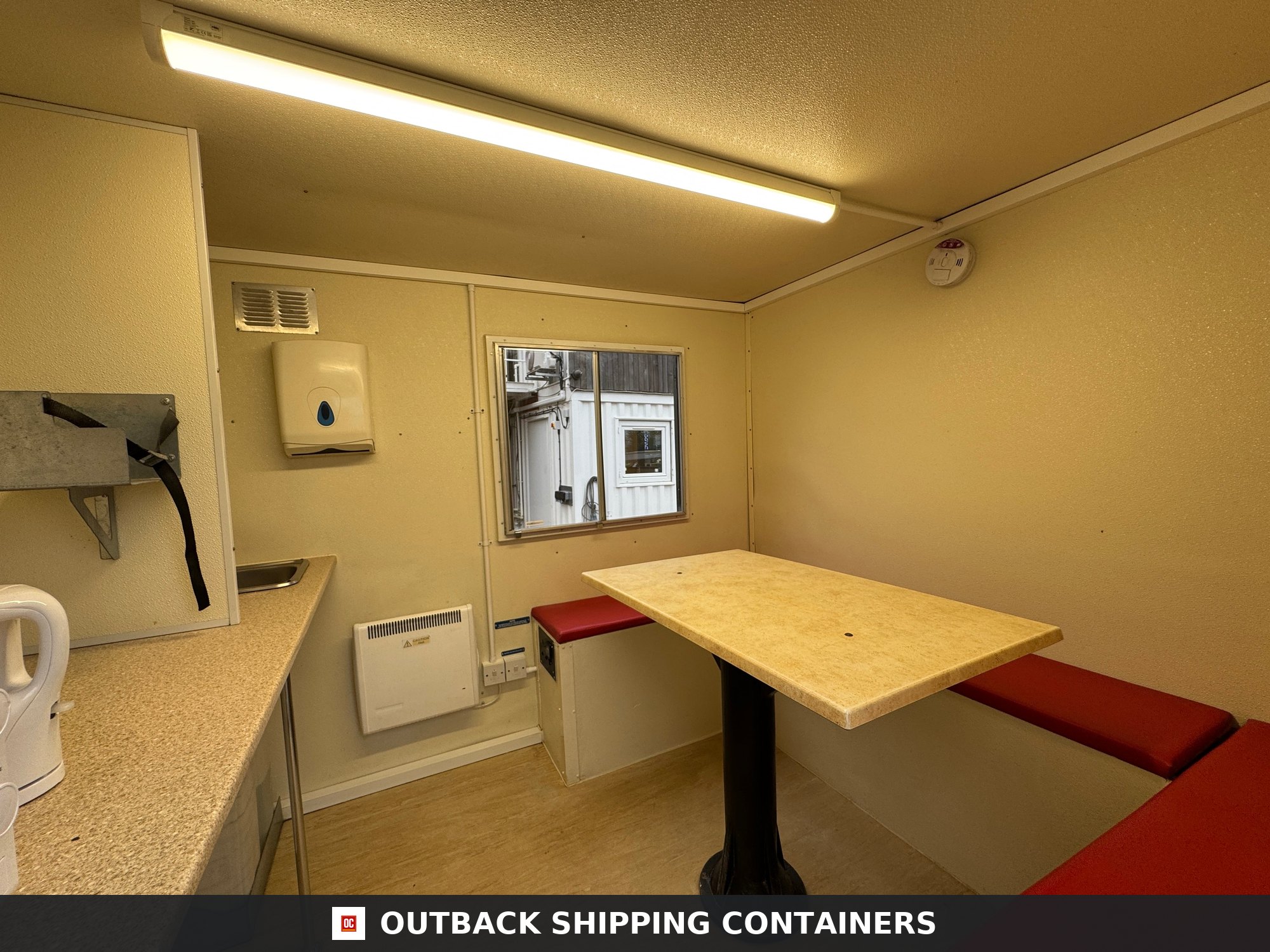 Groundhog Towable Mobile Welfare | Towable Toilet & Canteen — Roof and Structural Detail Groundhog Towable Mobile Welfare | Towable Toilet & Canteen | Self Contained | GP 360 | No 1556