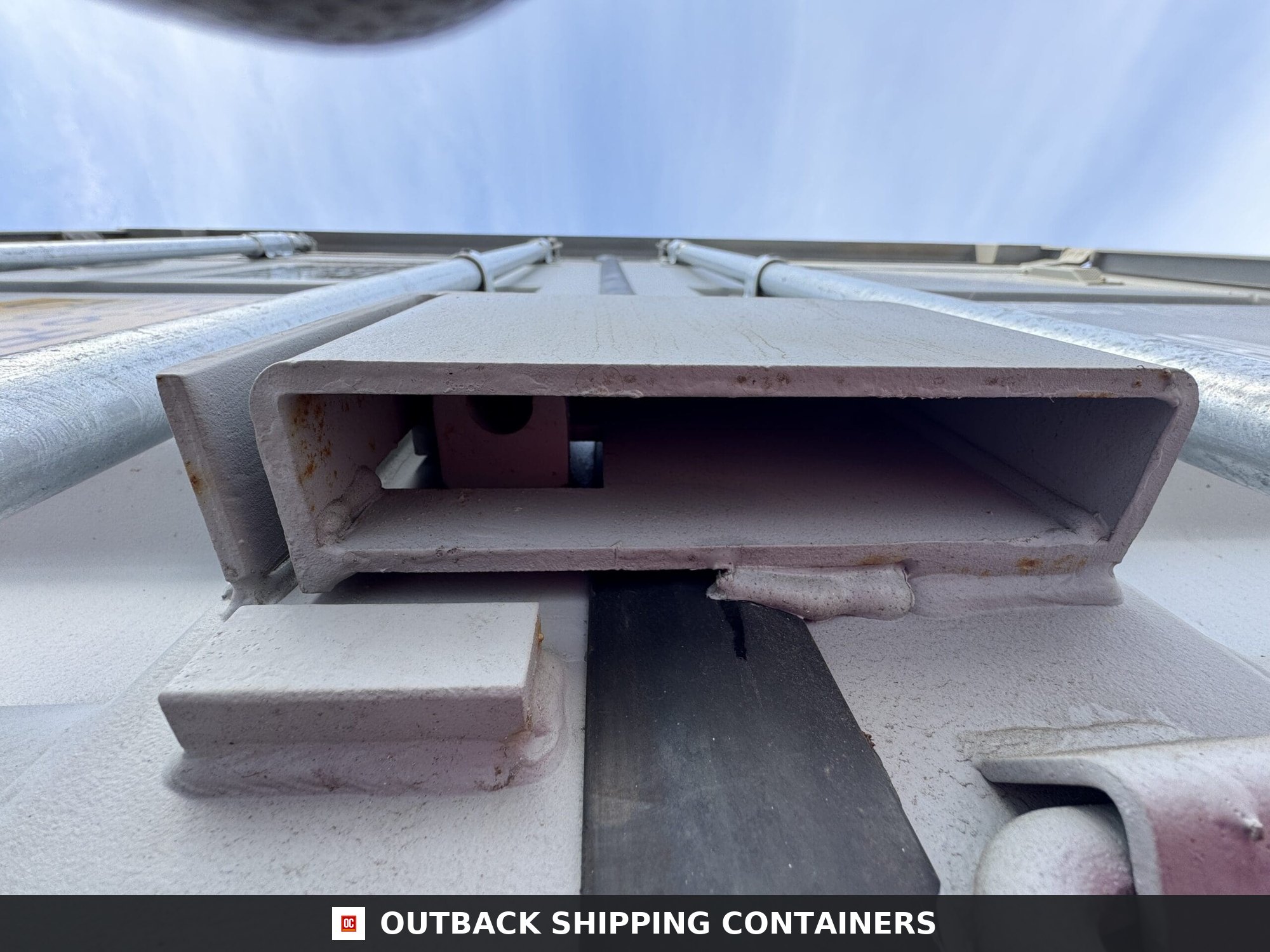 40ft New High Cube Shipping Container – Wind & Watertight – Gray — 40ft — new (image 5 of 12)