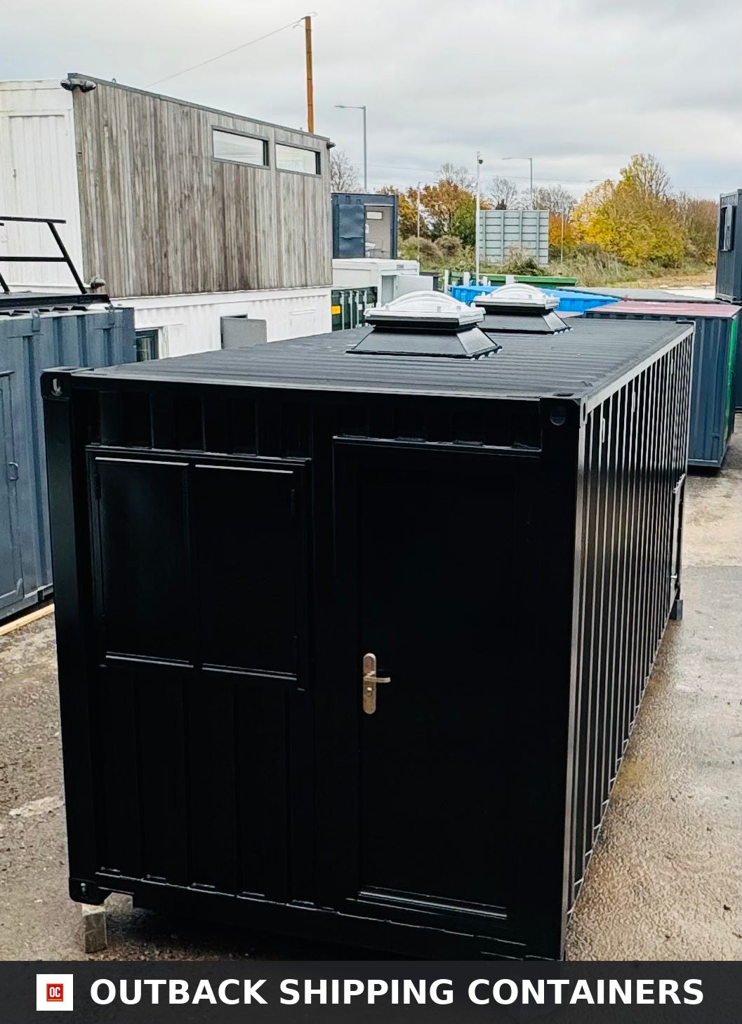 20x8ft CUSTOM Converted/Modified Shipping Container — Jet Black — Roof and Structural Detail Jet Black 20x8ft custom container — angle 9