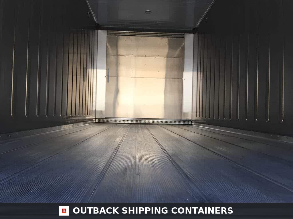 20Ft Domestic Refrigerated Containers — Rear Exterior View | Outback Shipping Containers 20Ft Domestic Refrigerated Containers – Reefers — 20ft — used (image 4 of 6)