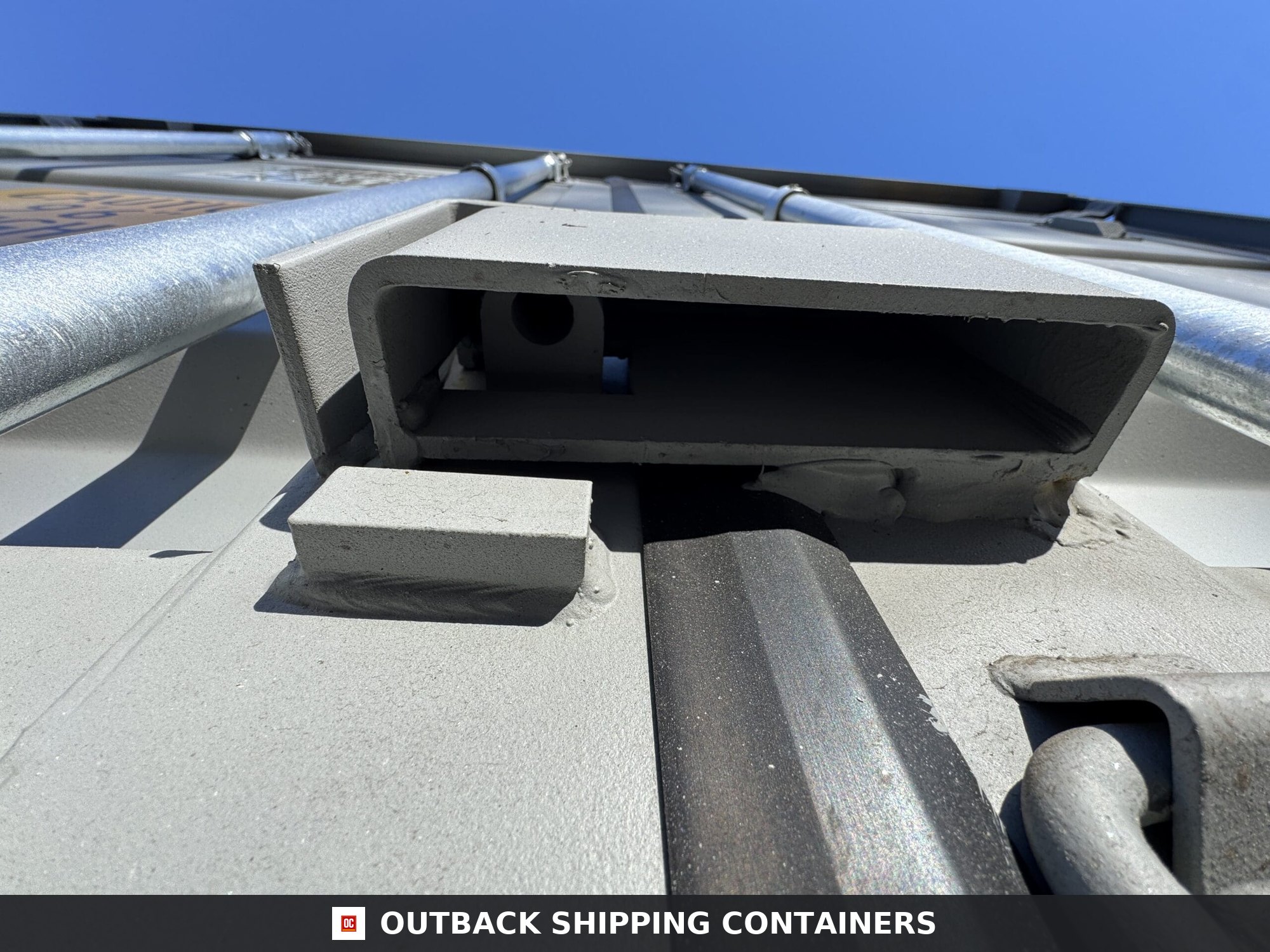 40ft New High Cube Shipping Container – Wind & Watertight – Gray — 40ft — new (image 5 of 12)