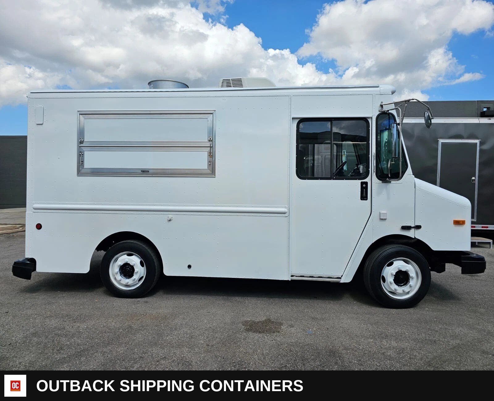 Food Truck with Brand New Kitchen Custom Build for sale — front exterior view