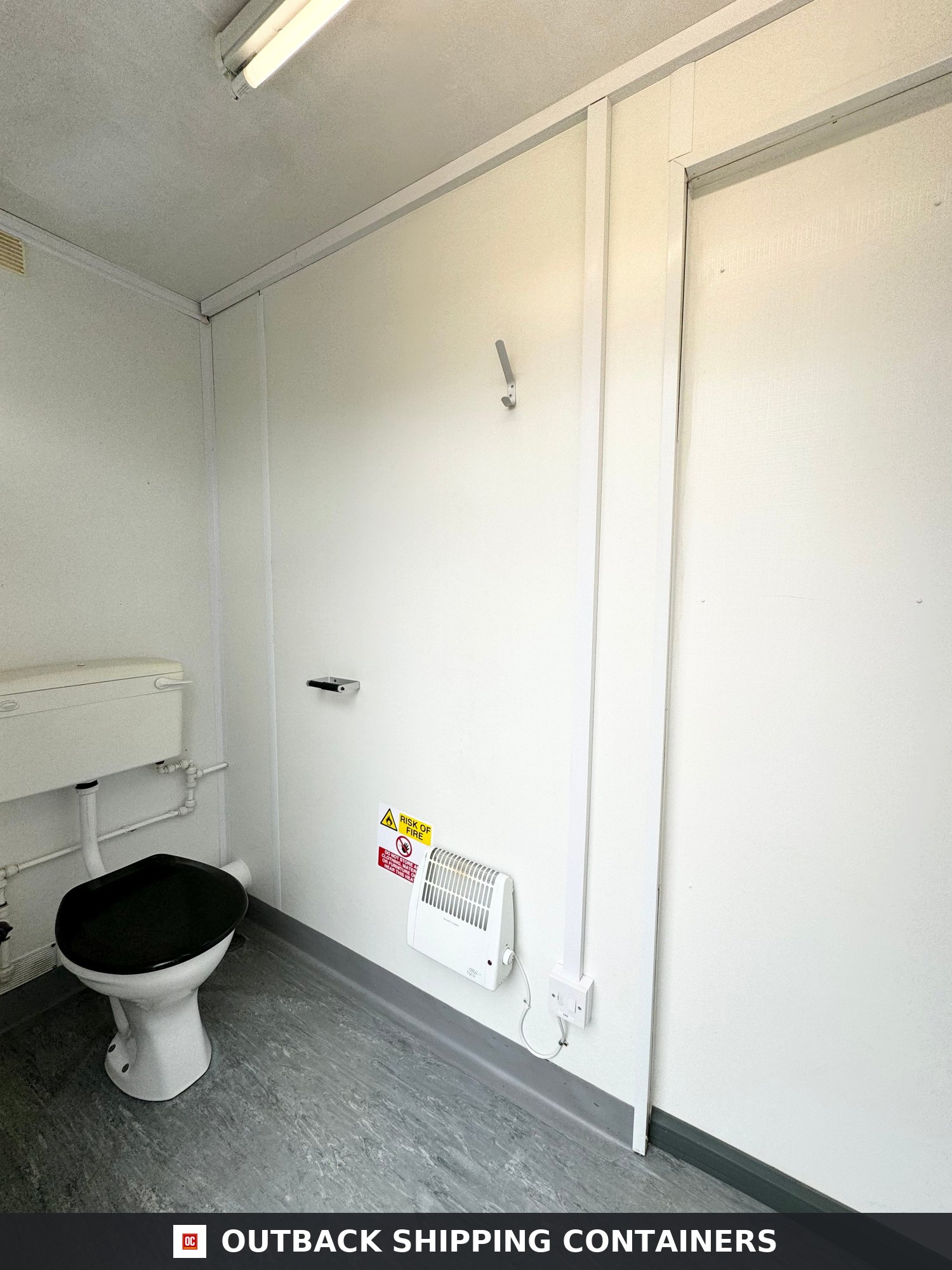 13 x 9 ft Anti-Vandal for Sale — Corner Casting and Frame Detail | Outback Shipping Containers 13 x 9 ft Anti-Vandal — 2 + 1 Toilet Block — Portable Building — No 1100 — product gallery image 10 of 14
