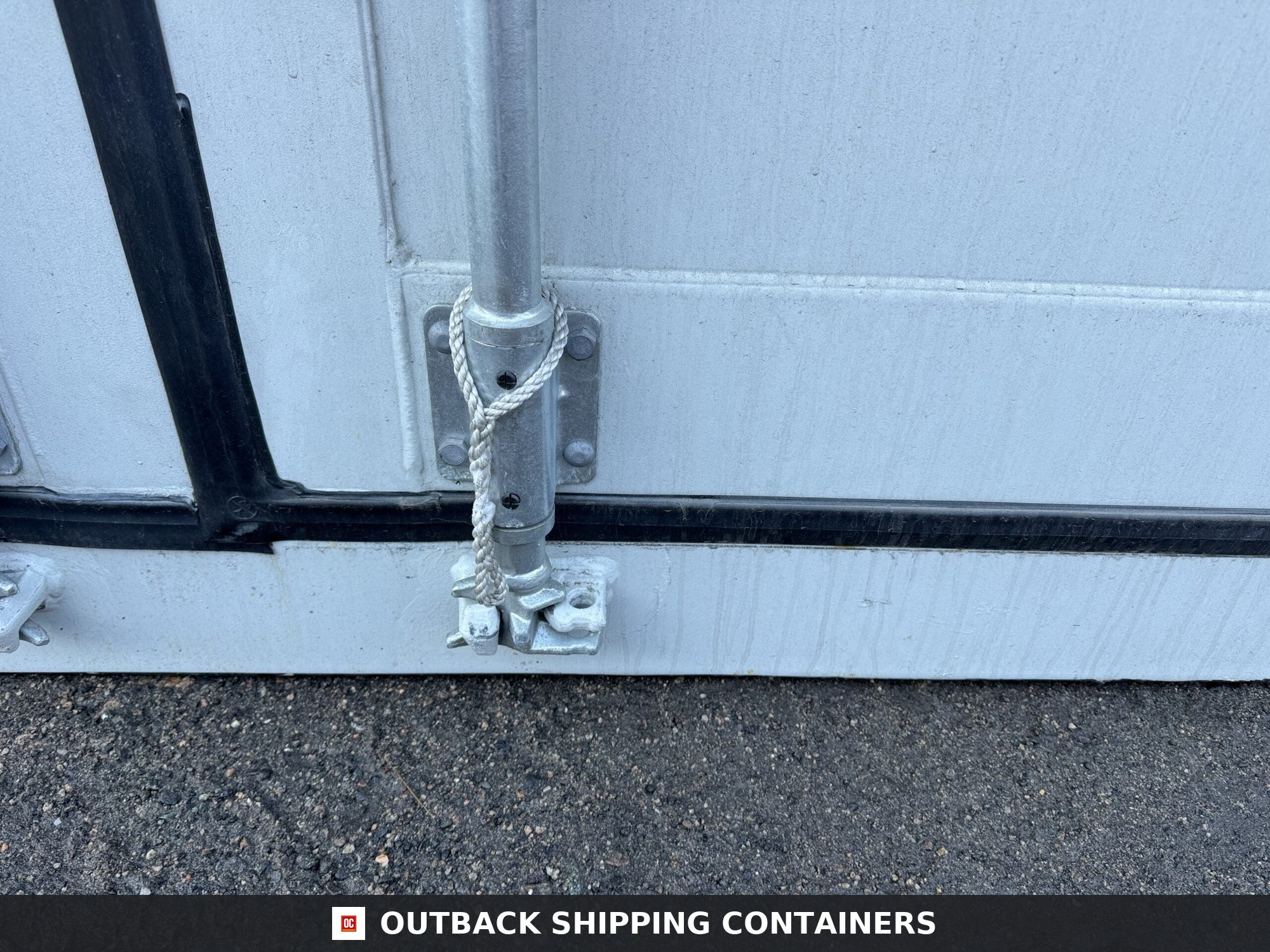 40ft New High Cube Shipping Container – Wind & Watertight – Lt Gray — 40ft — new (image 7 of 12)
