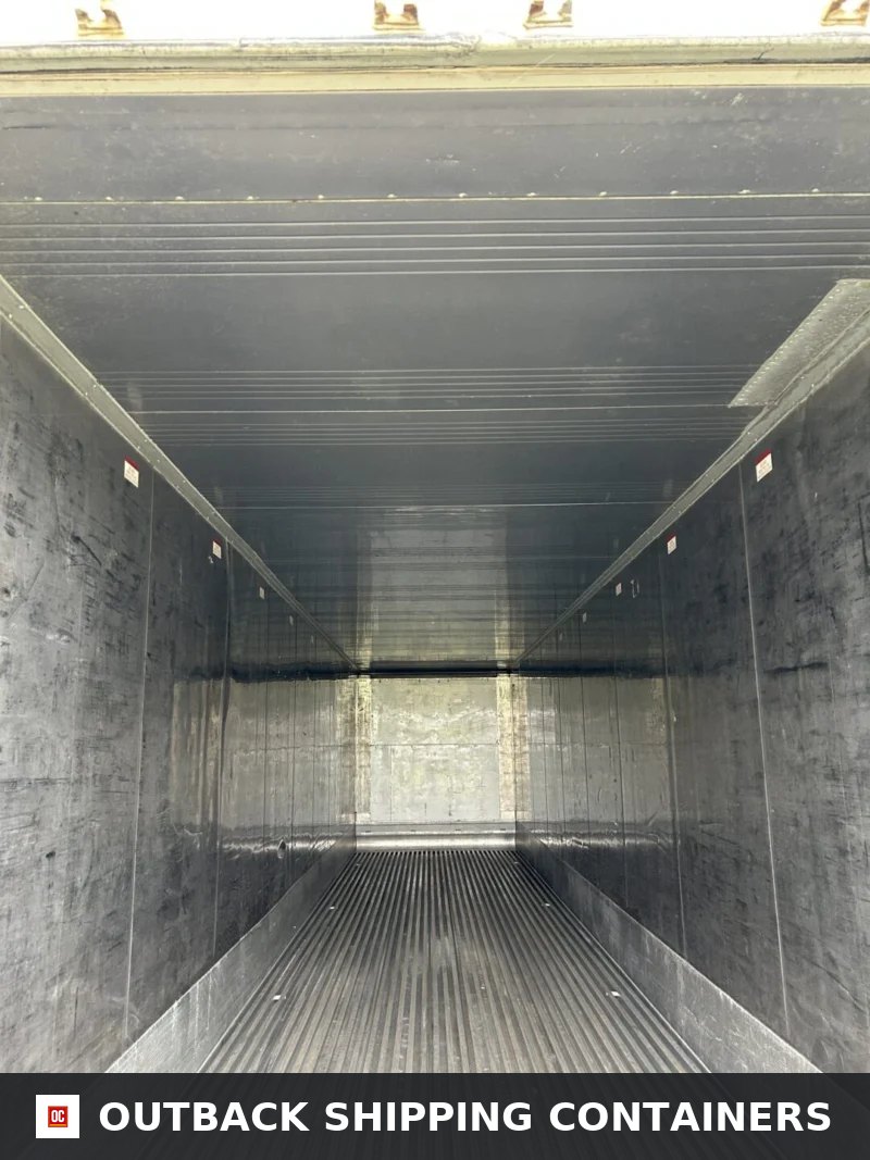 2009 40′ High Cube Refrigerated Storage Container – CCR18757 40ft for Sale — Interior Detail 2009 40′ High Cube Refrigerated Storage Container – CCR18757 — 40ft refrigerated container (image 6 of 6)
