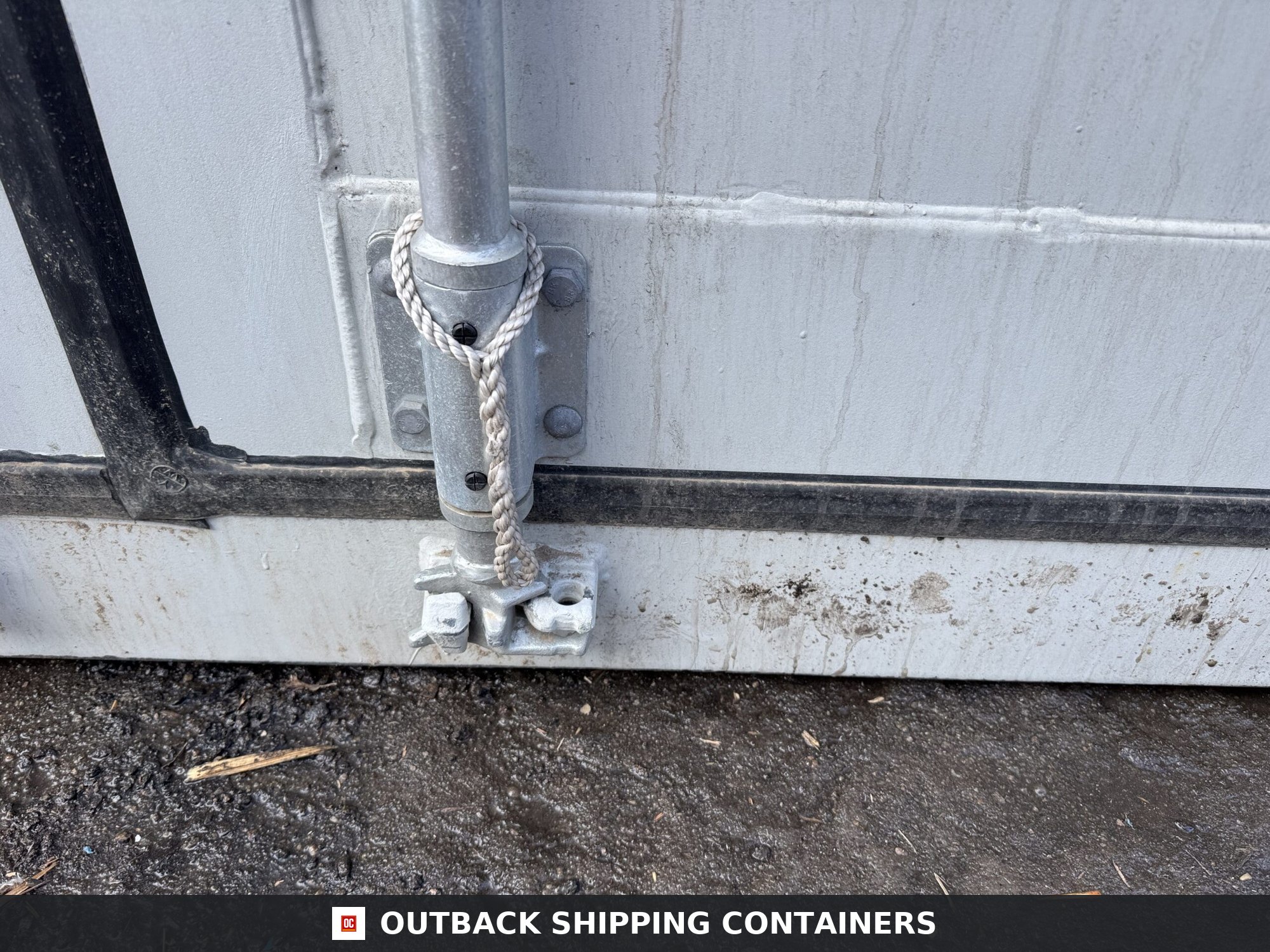 40ft New High Cube Shipping Container – Wind & Watertight – Gray — 40ft — new (image 7 of 12)