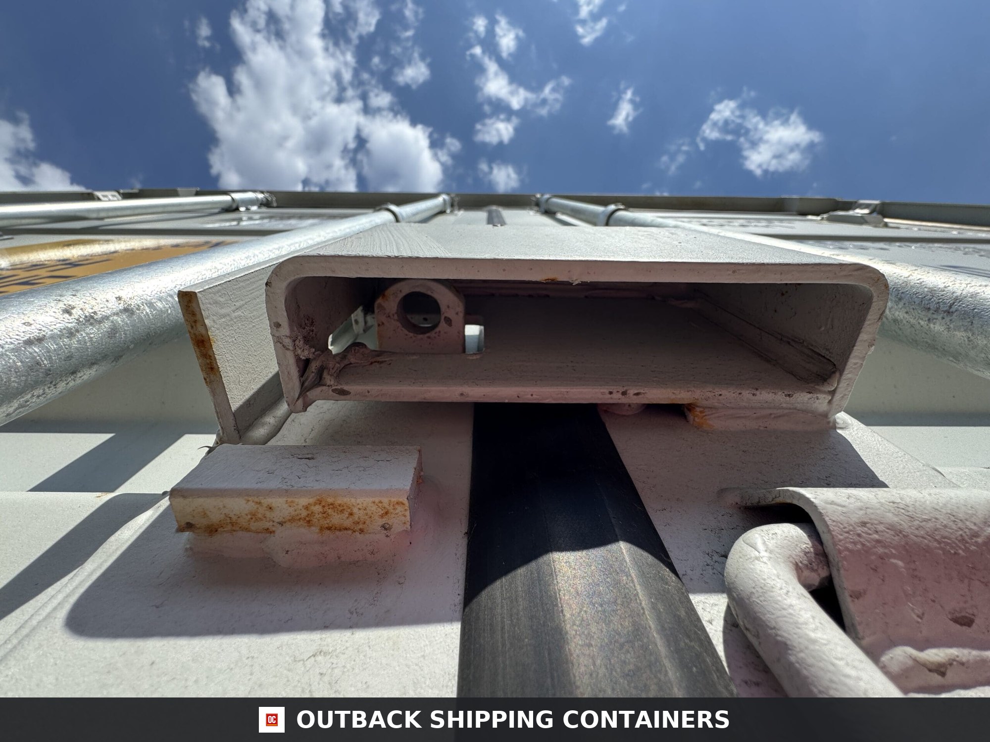 40ft New High Cube Shipping Container – Wind & Watertight – Gray — 40ft — new (image 5 of 12)