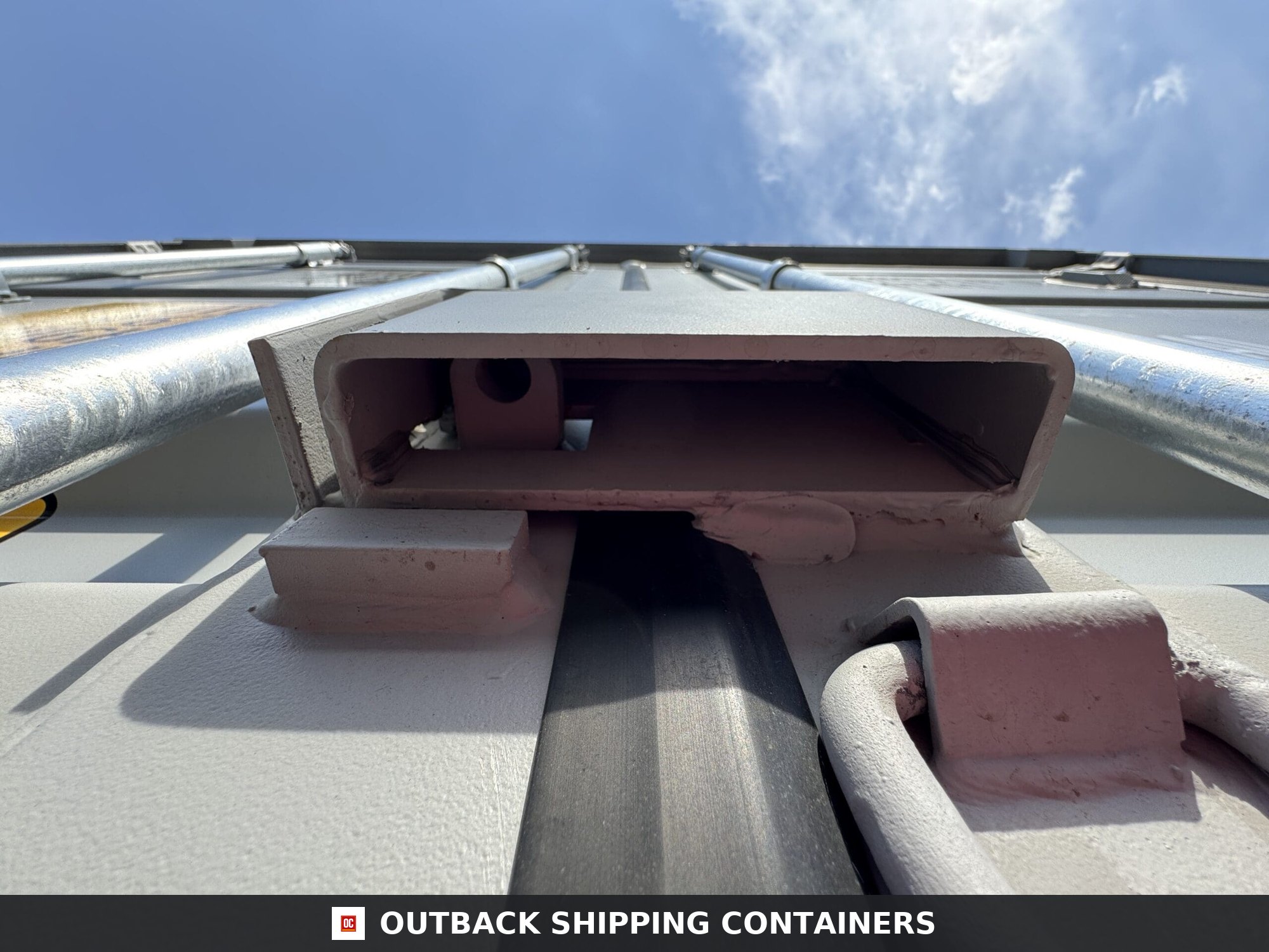 40ft New High Cube Shipping Container – Wind & Watertight – Gray — 40ft — new (image 5 of 12)