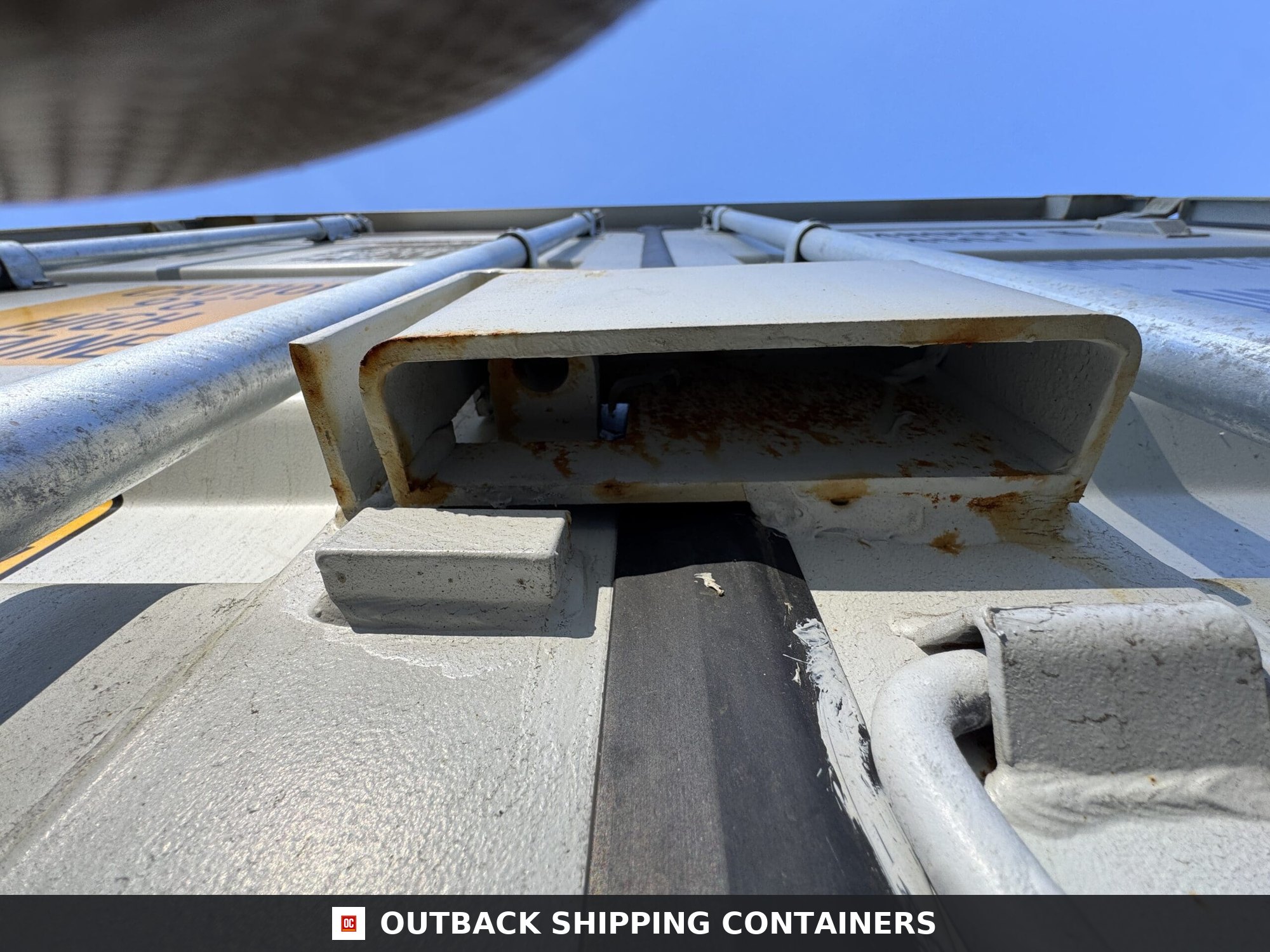 40ft New High Cube Shipping Container – Wind & Watertight – Gray — 40ft — new (image 5 of 12)