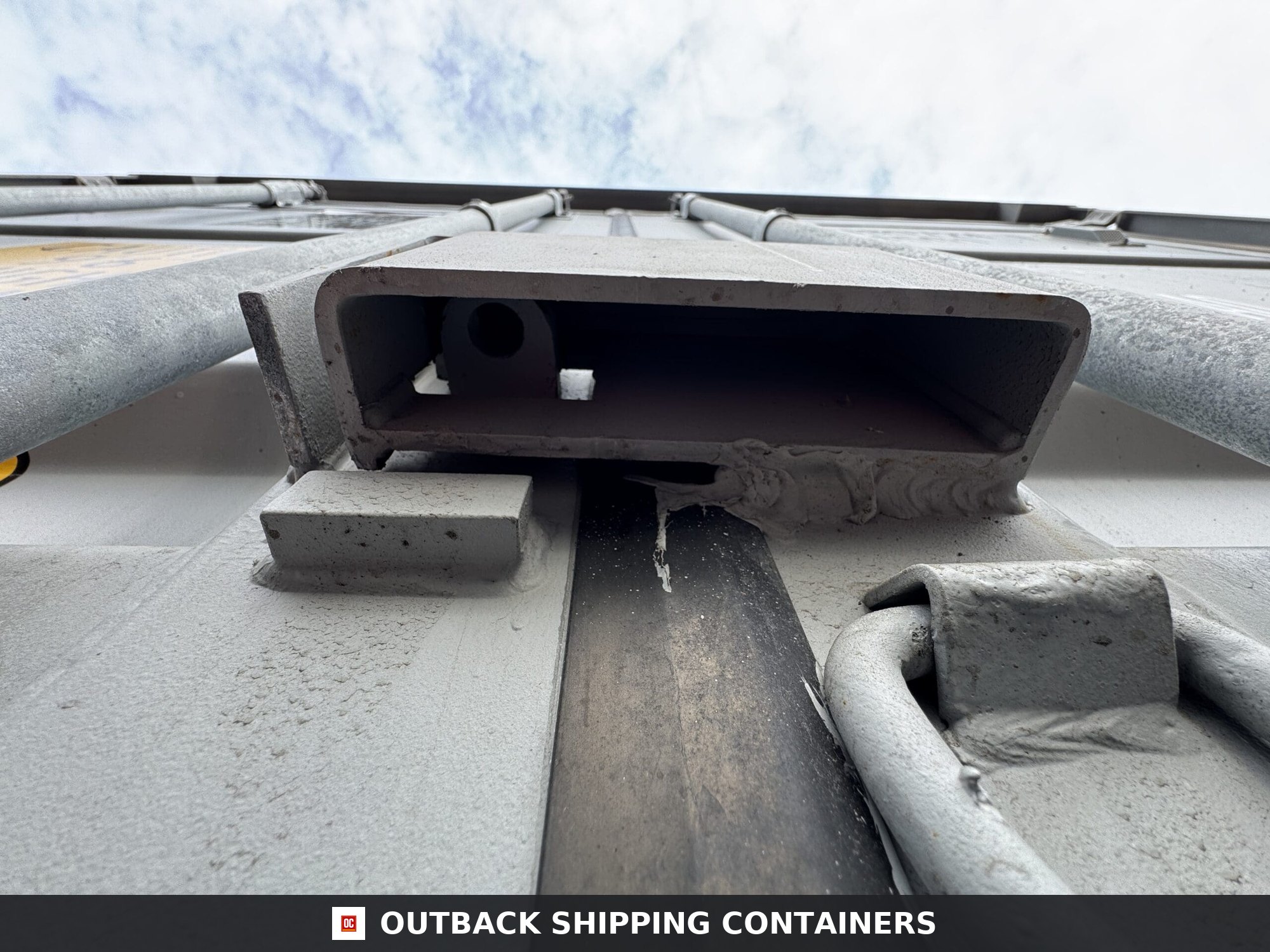 40ft New High Cube Shipping Container – Wind & Watertight – Gray — 40ft — new (image 5 of 12)