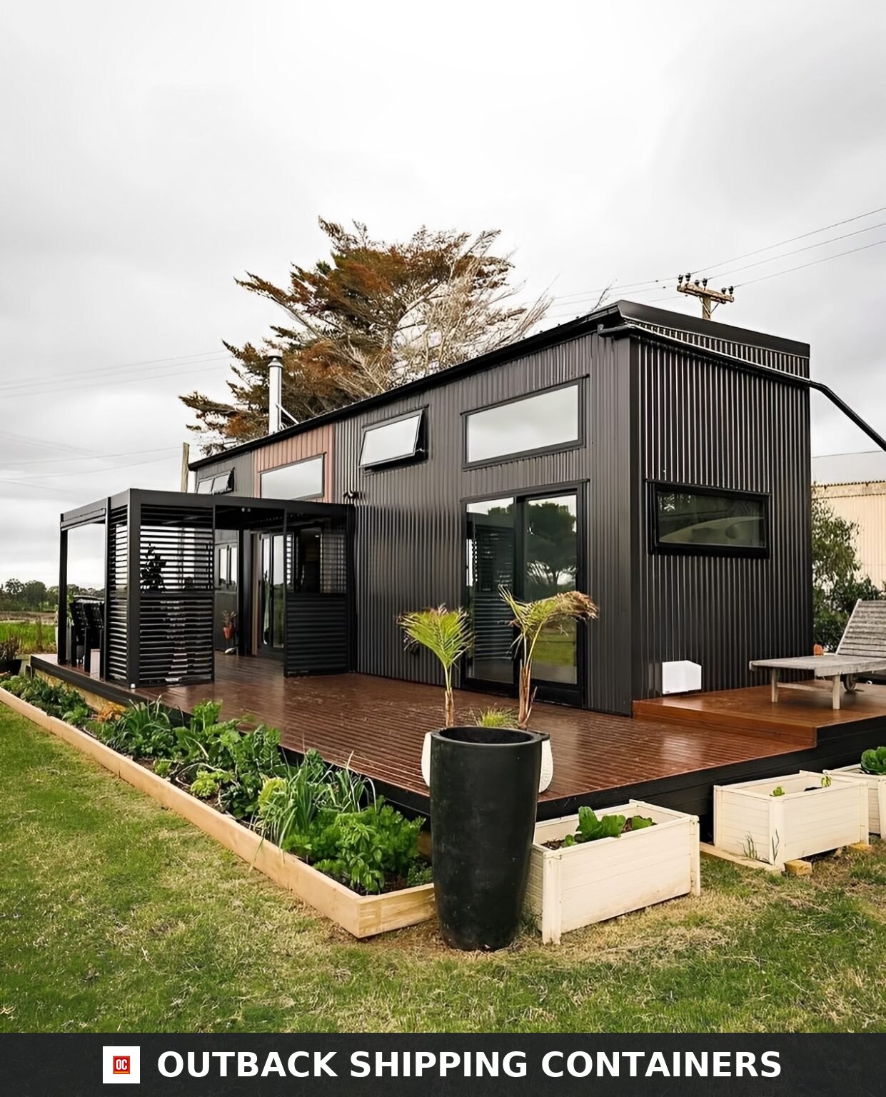 Luxury 40ft prefab container house with easy-folding sandwich panels — Side Profile View Luxury 40ft prefab container house with easy-folding sandwich panels — 40ft — new (image 2 of 5)