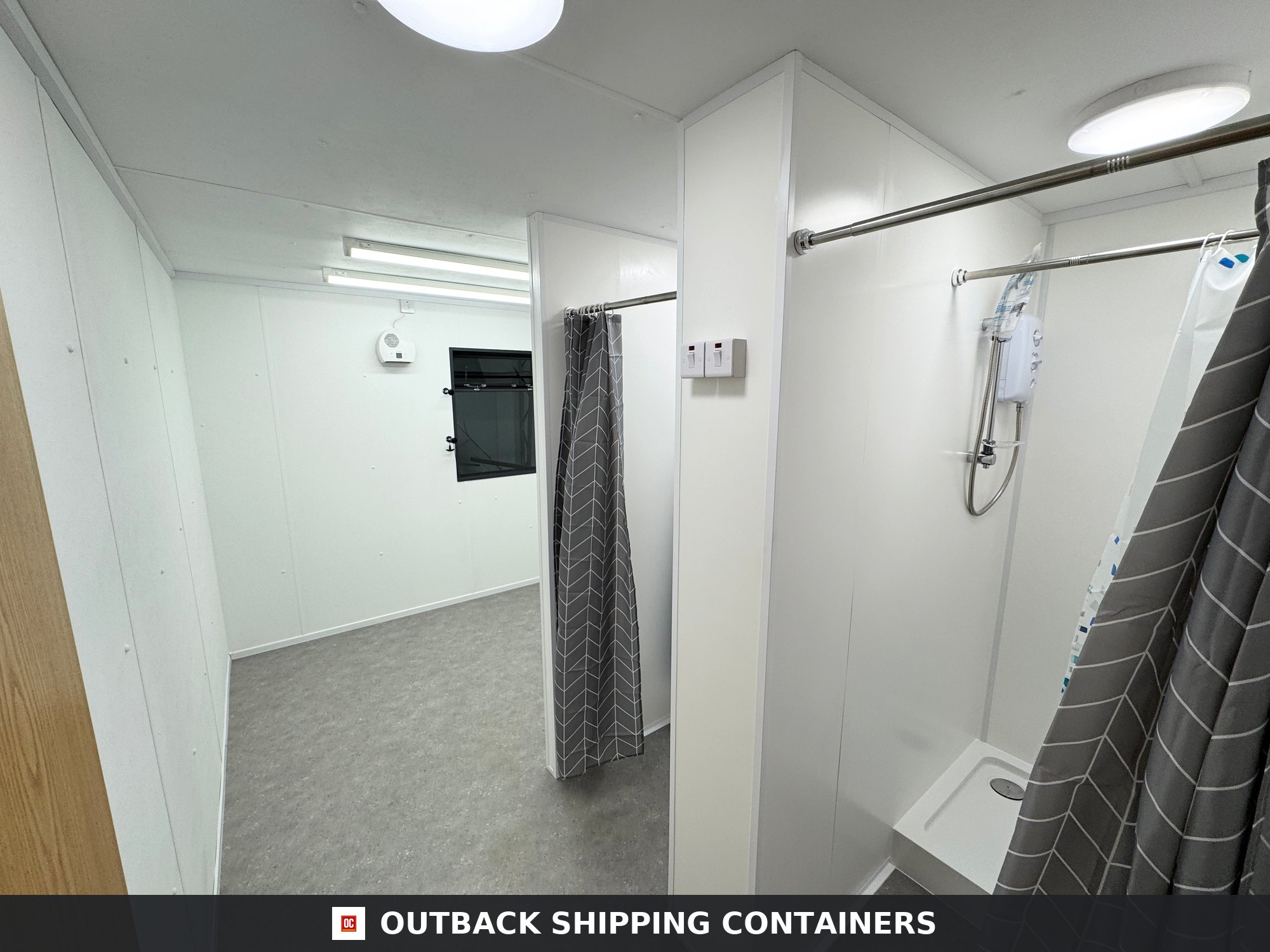 32 x 10 ft Anti-Vandal for Sale — Roof and Structural Detail | Outback Shipping Containers 32 x 10 ft Anti-Vandal — 2+1 Toilet + Twin Shower Room — Changing Room — 50/50 Split — No 1561 — product gallery image 9 of 28