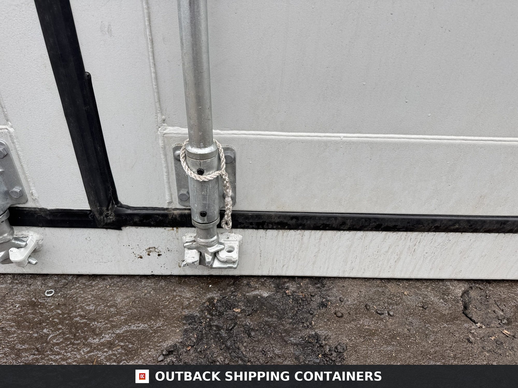 40ft New High Cube Shipping Container – Wind & Watertight – Gray — 40ft — new (image 7 of 12)