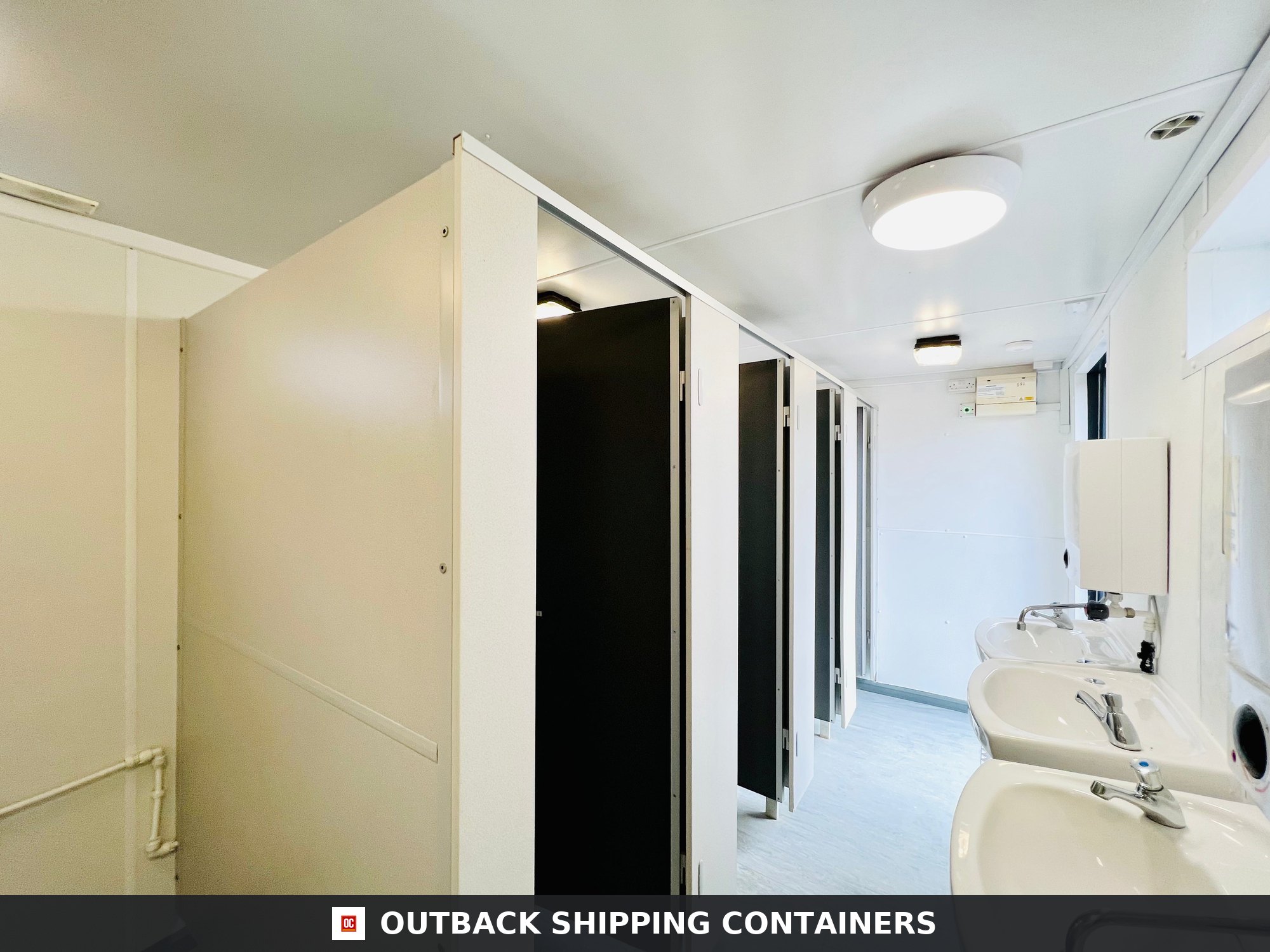 Toilet Block + Shower for Sale — Corner Casting and Frame Detail | Outback Shipping Containers Toilet Block + Shower — 24 x 9 ft — 4 + 1 Toilet with Separate Shower Room — No 882 — product gallery image 10 of 15