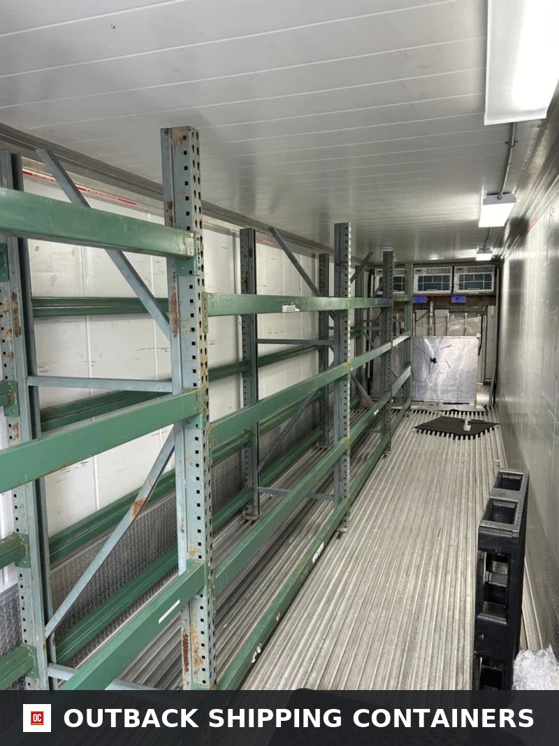 Maersk RAHC-031 Used 40ft Cold Storage Reefer Container – Model CCR18060 — Rear Exterior View Maersk RAHC-031 Used 40ft Cold Storage Reefer Container – Model CCR18060 — 40ft refrigerated container (image 4 of 6)