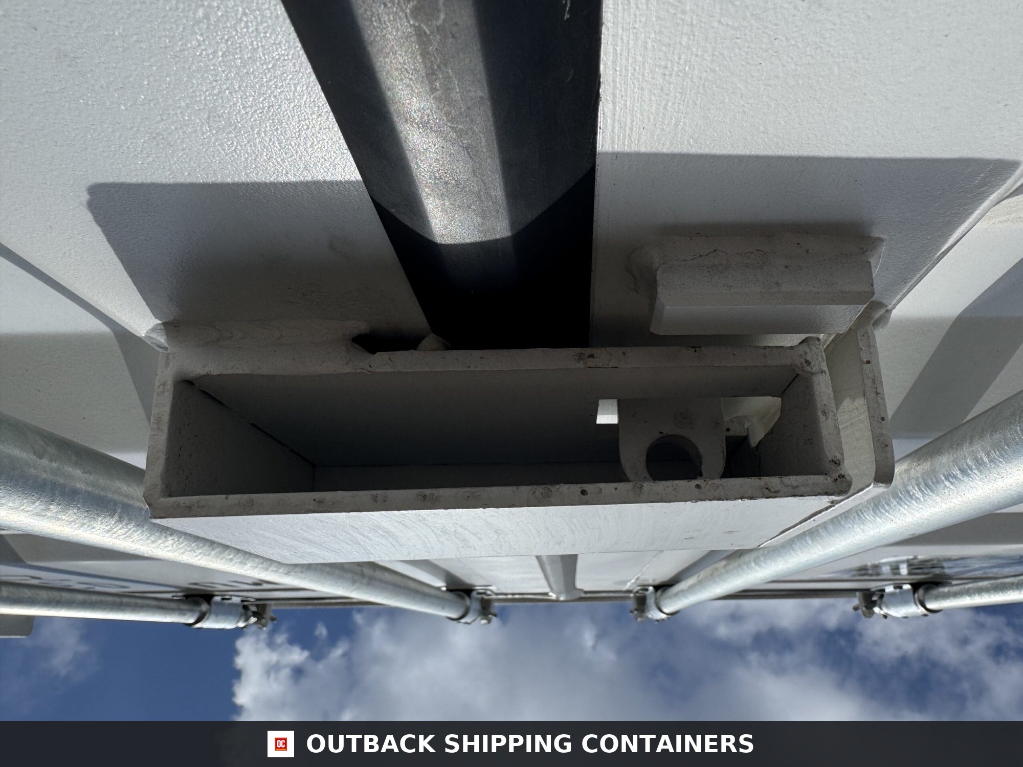 20ft New Shipping Container – Wind & Watertight – White — 20ft — new (image 6 of 12)