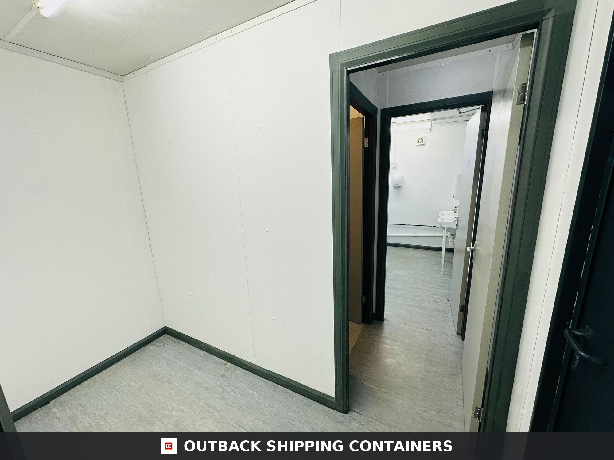 32 x 10 ft Anti-Vandal Cabin — Corner Casting and Frame Detail | Outback Shipping Containers 32 x 10 ft Anti-Vandal Cabin — 2+1 Toilet + Twin Shower Room — Changing Room — 50/50 Split — No 1077 — product gallery image 9 of 18