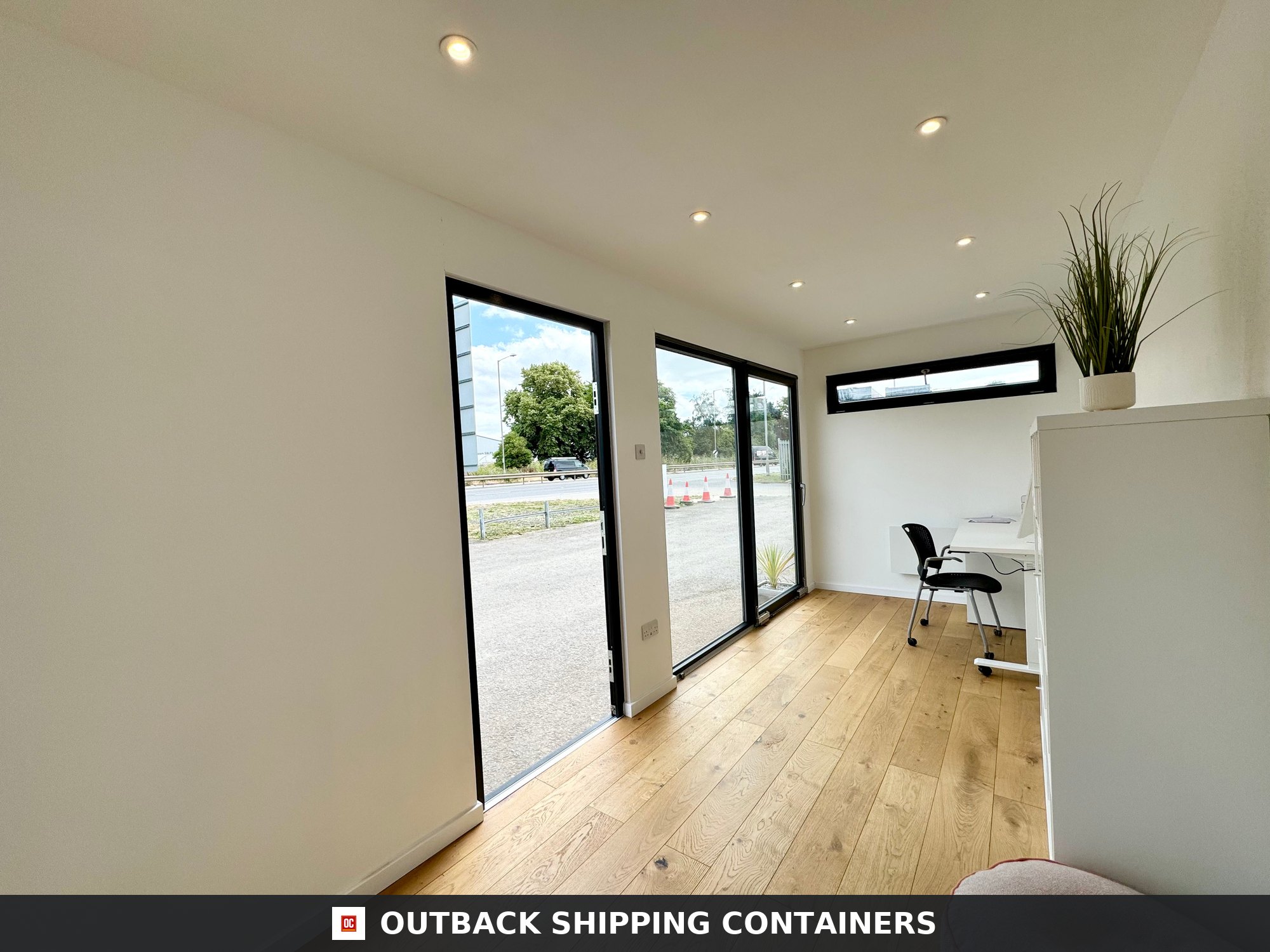 20x8ft CUSTOM SHIPPING CONTAINER CONVERSION for Sale — Corner Casting and Frame Detail 20x8ft CUSTOM SHIPPING CONTAINER CONVERSION — Portable Building — Garden Office — No 935 — 20X8FT — Refurbished (image 10 of 29)