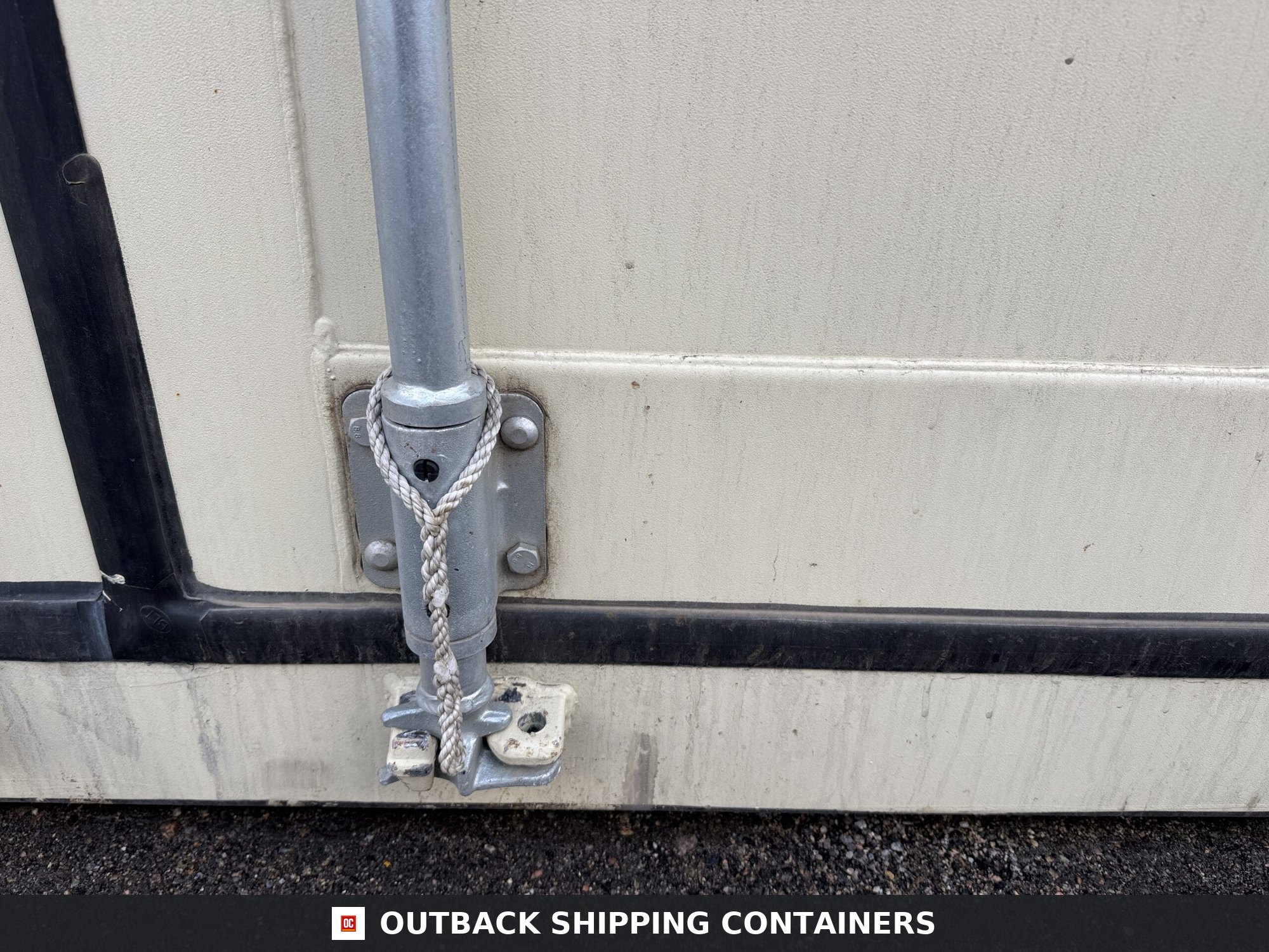 40ft New Shipping Container – Wind & Watertight – Beige — 40ft — new (image 7 of 12)