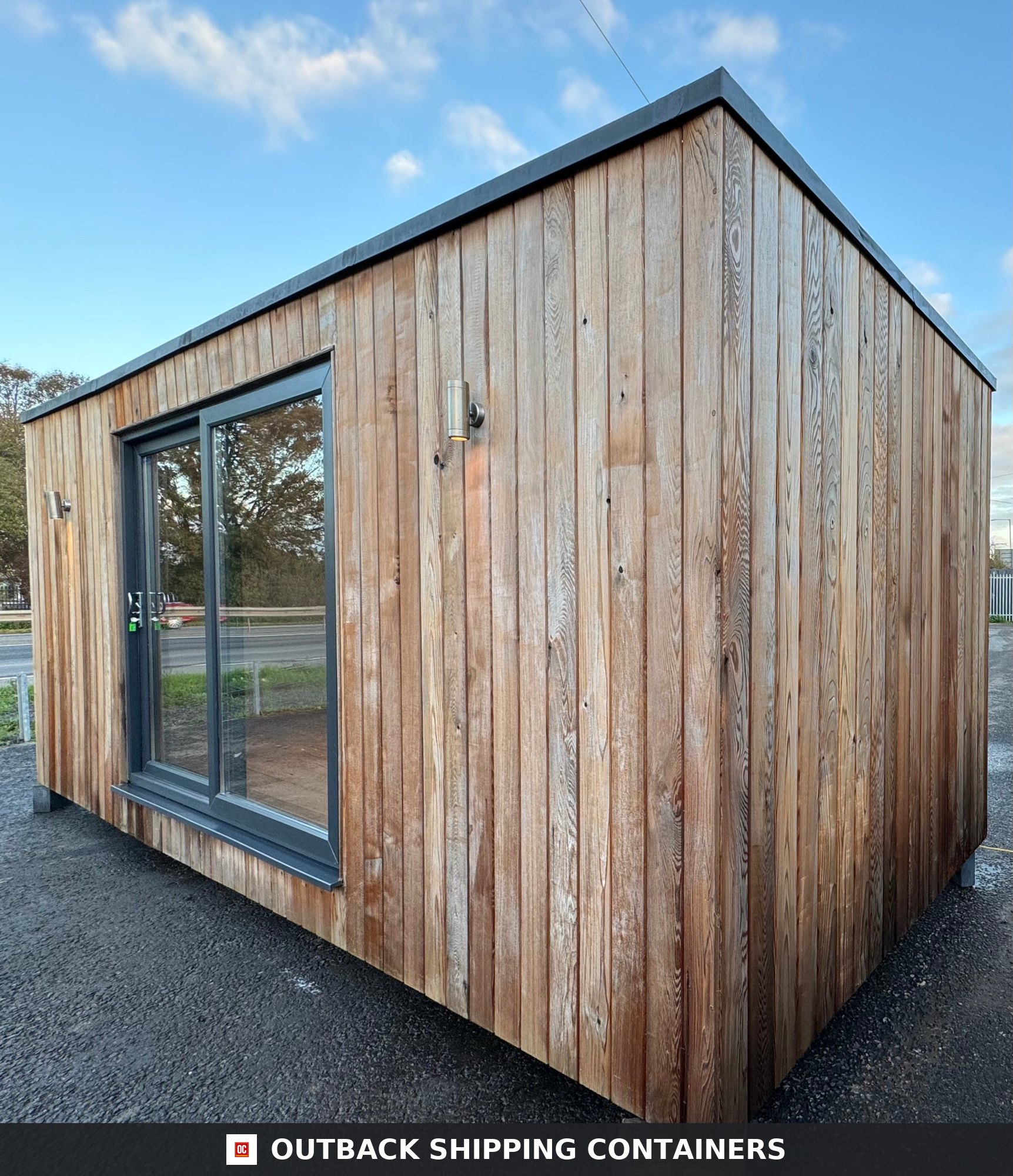 20x8ft for Sale — Corner Casting and Frame Detail | Outback Shipping Containers 2 CD-1064 20x8ft — CUSTOM SHIPPING CONTAINER CONVERSION — Portable Bui — angle 9