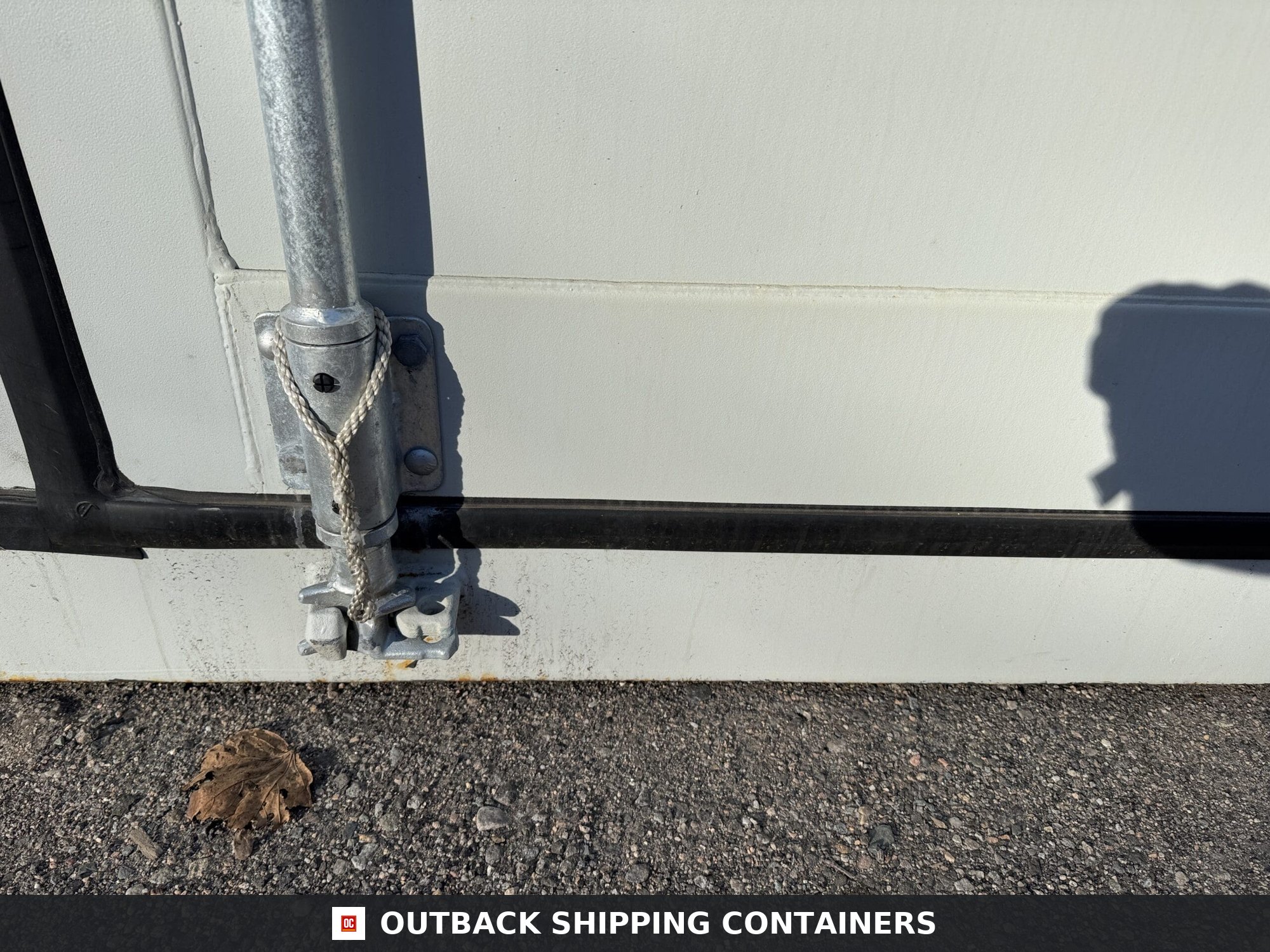 40ft New High Cube Shipping Container – Wind & Watertight – Gray — 40ft — new (image 7 of 12)