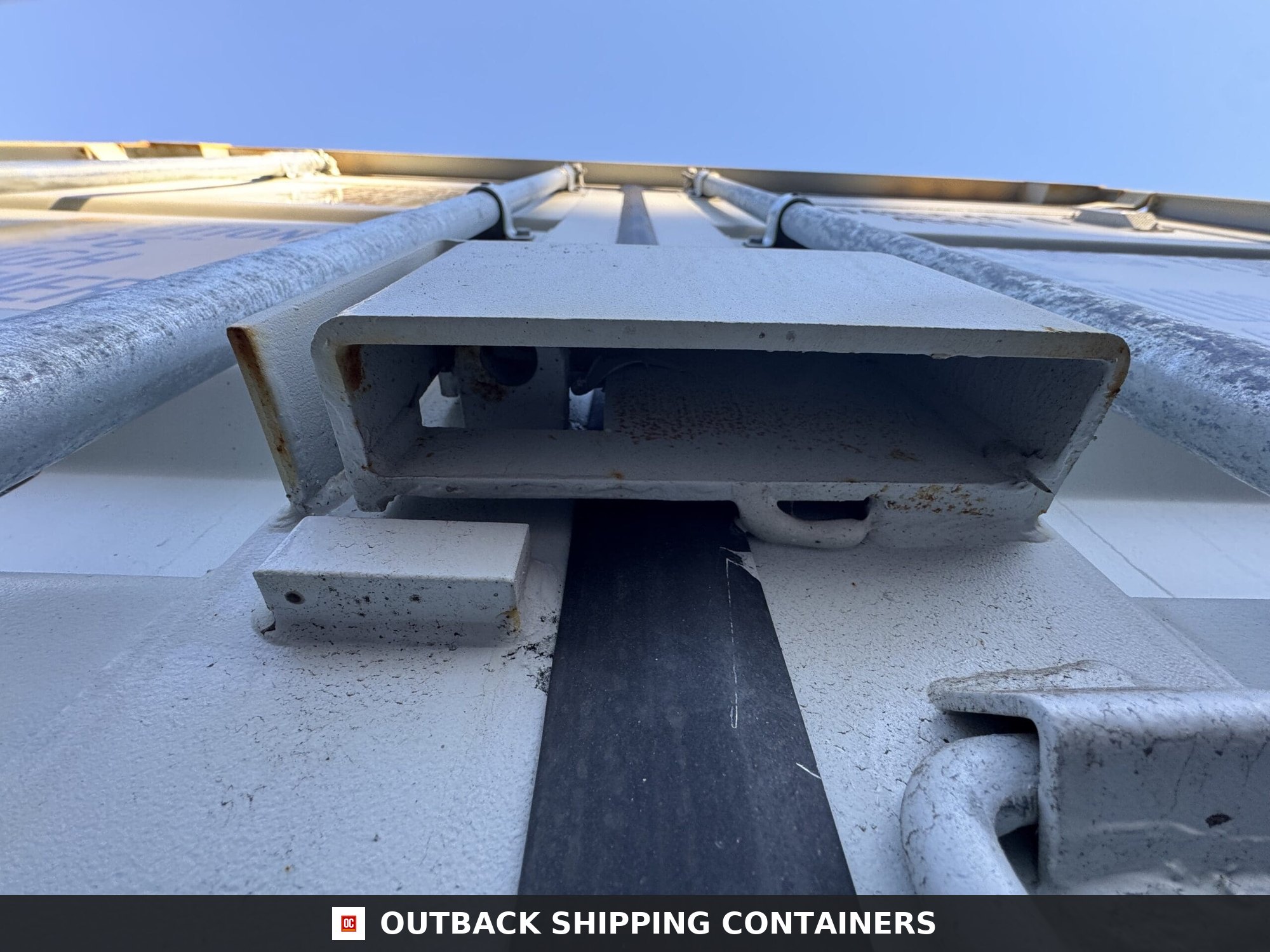 40ft New High Cube Shipping Container – Wind & Watertight – Gray — 40ft — new (image 5 of 12)