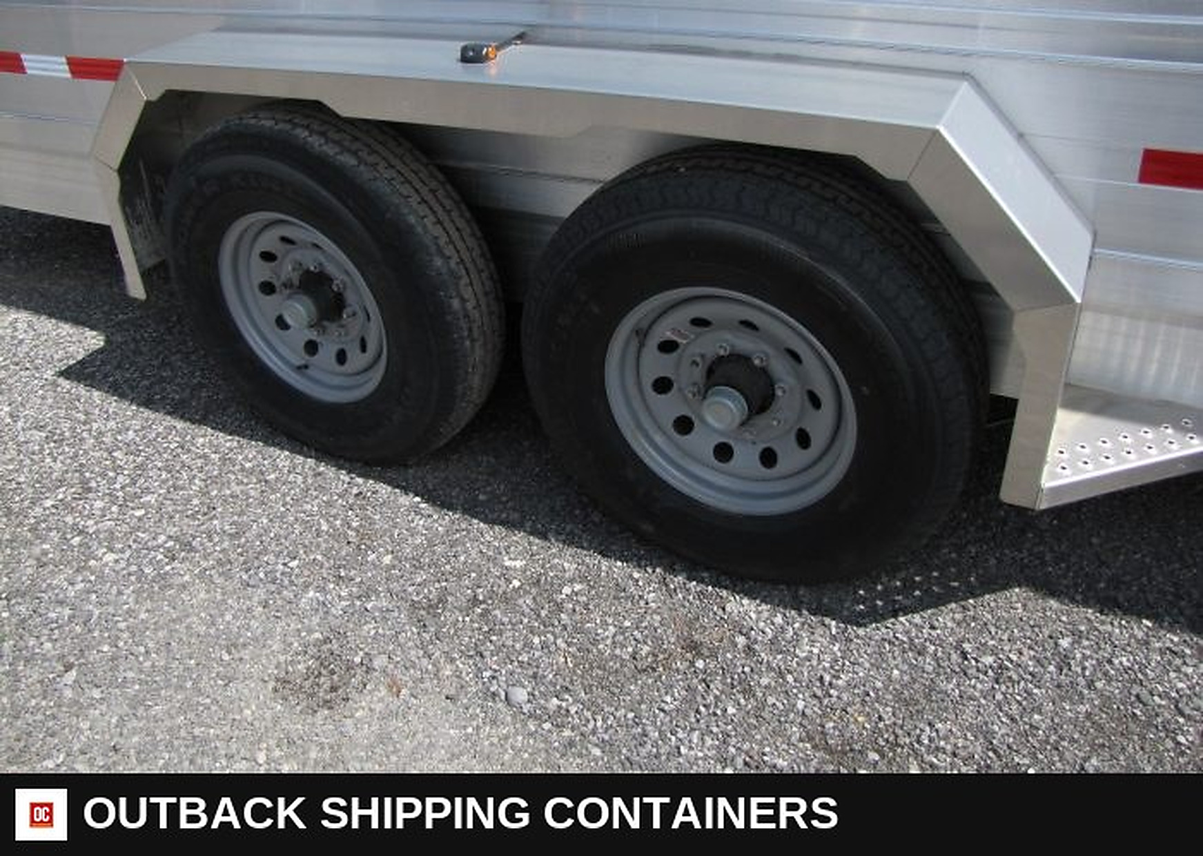 2023 EBY Maverick LS 20' Gooseneck Livestock Trailer — Driver-Side Profile | Outback Shipping Containers 2023 EBY Maverick LS 20' Gooseneck Livestock Trailer for sale — driver-side profile
