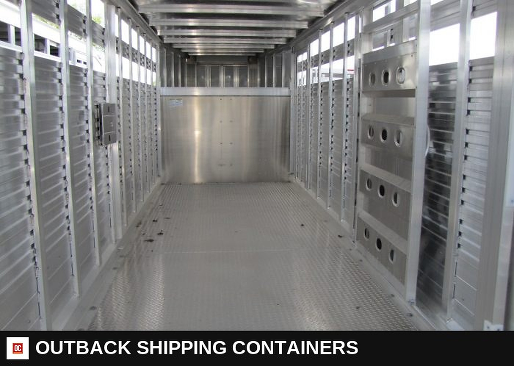 2023 EBY Maverick LS 20' Gooseneck Livestock Trailer — Interior Floor And Walls | Outback Shipping Containers 2023 EBY Maverick LS 20' Gooseneck Livestock Trailer for sale — interior floor and walls